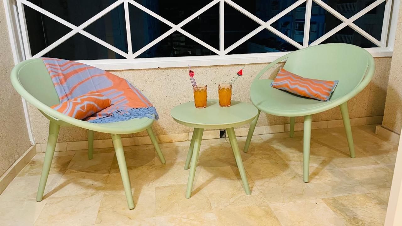 Beautiful Studio Two Steps To The Beach Torrevieja Eksteriør billede